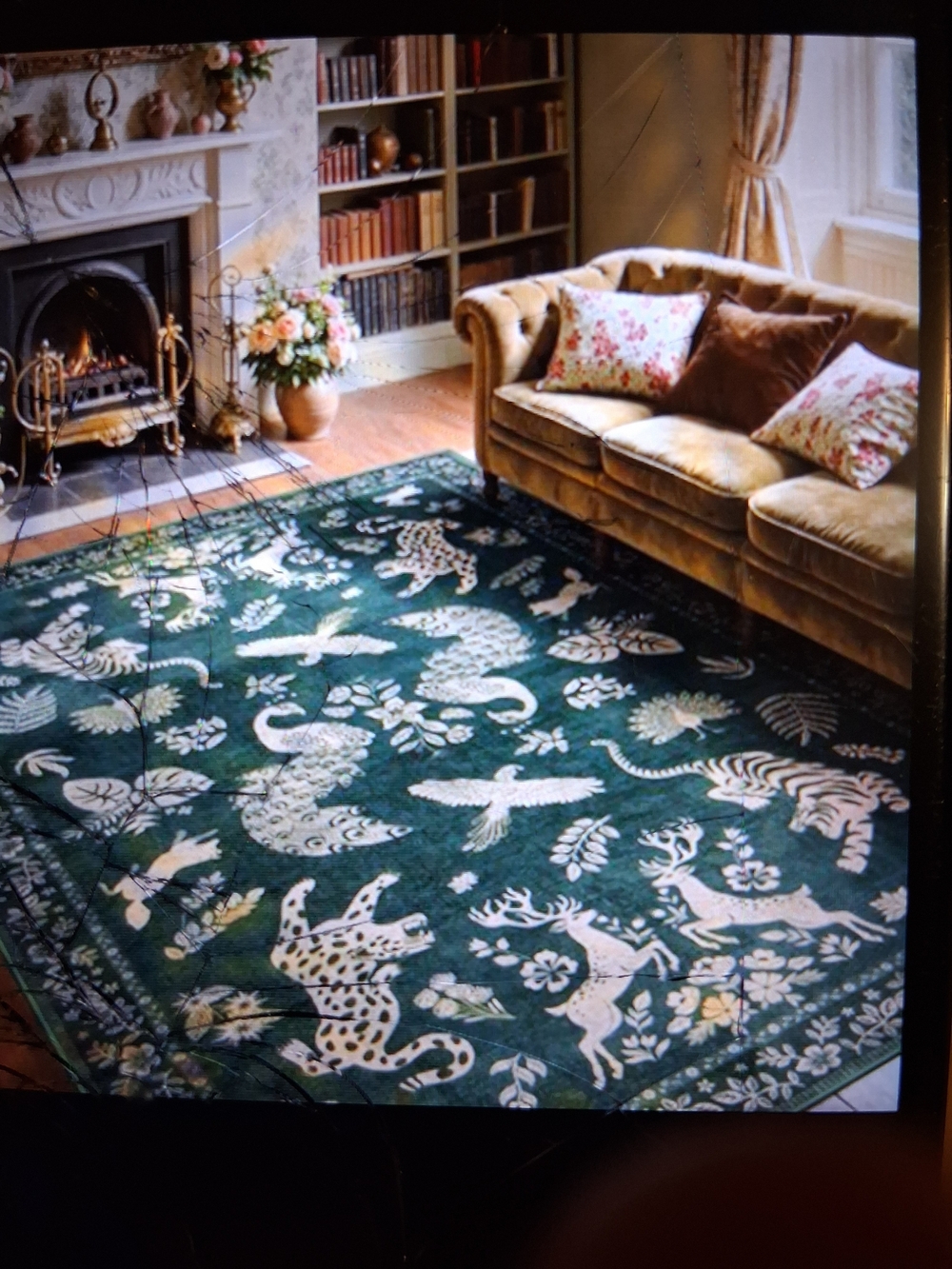 Source Unknown Green and Cream Animal Motif Area Rug